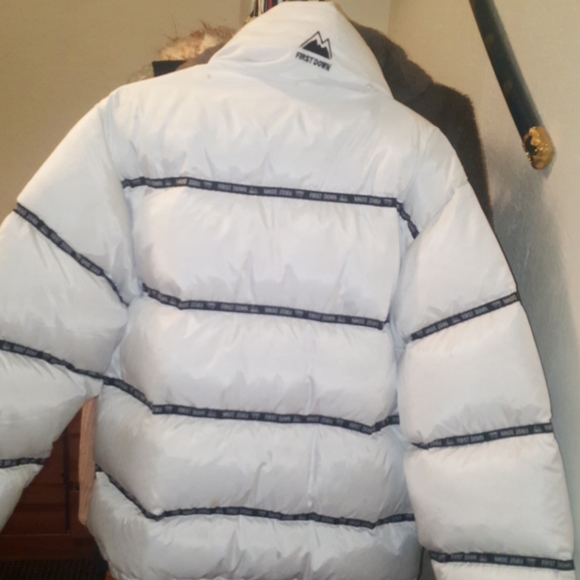 First Down Jacket - Picture 4 of 4